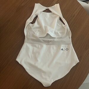 adidas bodysuit women’s size medium